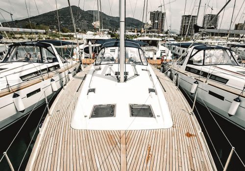 61544fc115d00dc406ba6de2_oceanis48_anno2017_usato