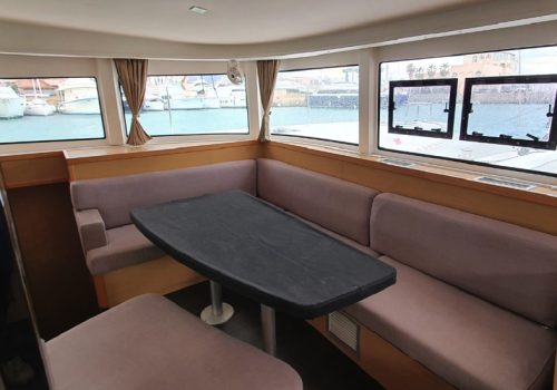 world-yachts-broker-lagoon-42-4