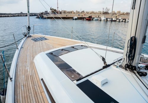 world-yachts-broker-beneteau-oceanis-51.1-2