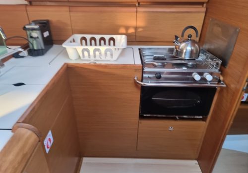 world-yachts-broker-jeanneau-sun-odyssey-449-9