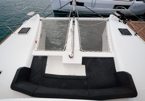 world-yachts-broker-lagoon-450-f-4