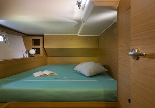 world-yachts-broker-dufour-520-6
