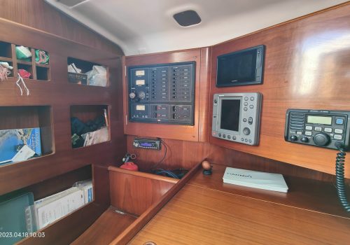 world-yachts-broker-beneteau-first-47.7-11
